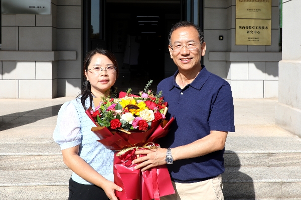 2EB7C9DE2AA1C3535D6953AF4B635398_副本.jpg