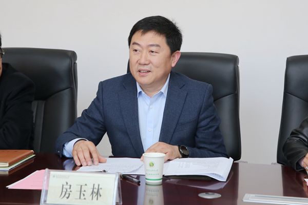 副校长房玉林致辞.jpg